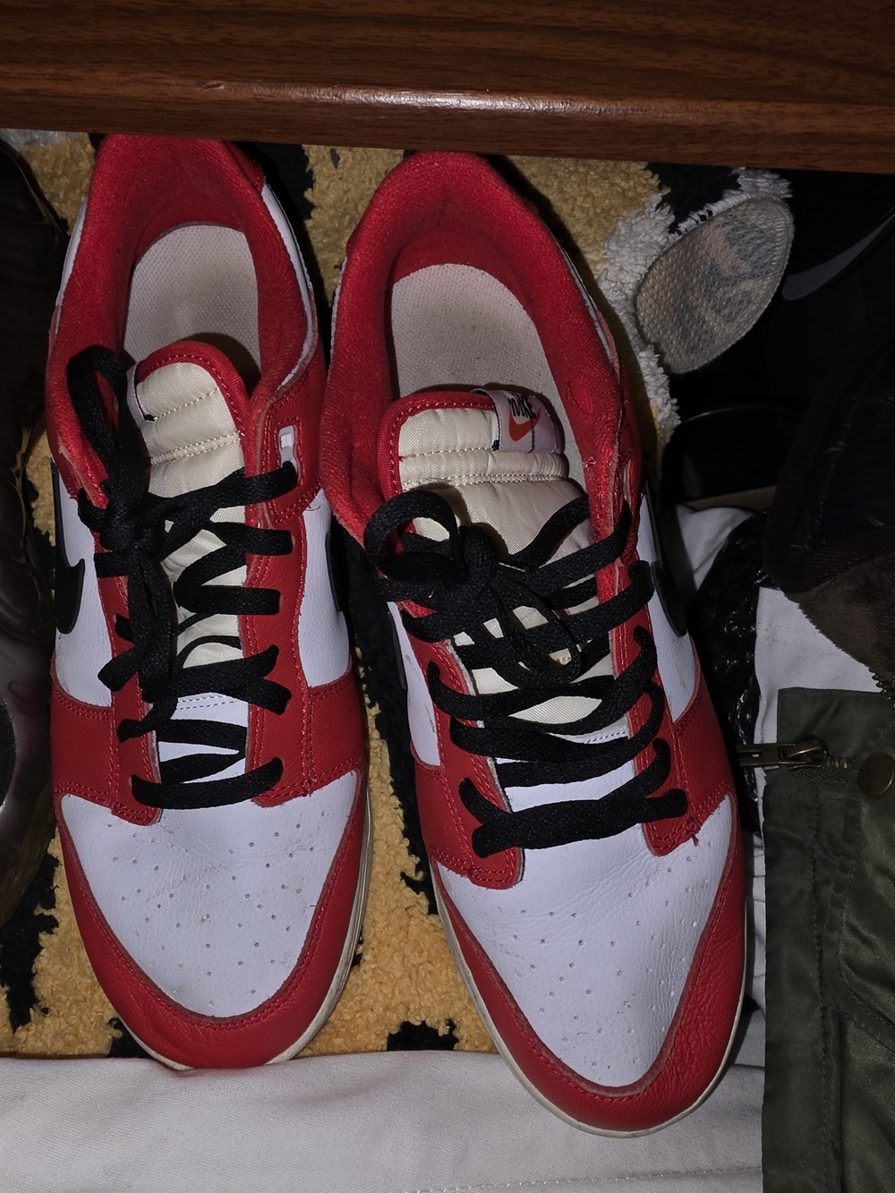 Nike Men’s Red, White & Black Low-Top Athletic Sneakers